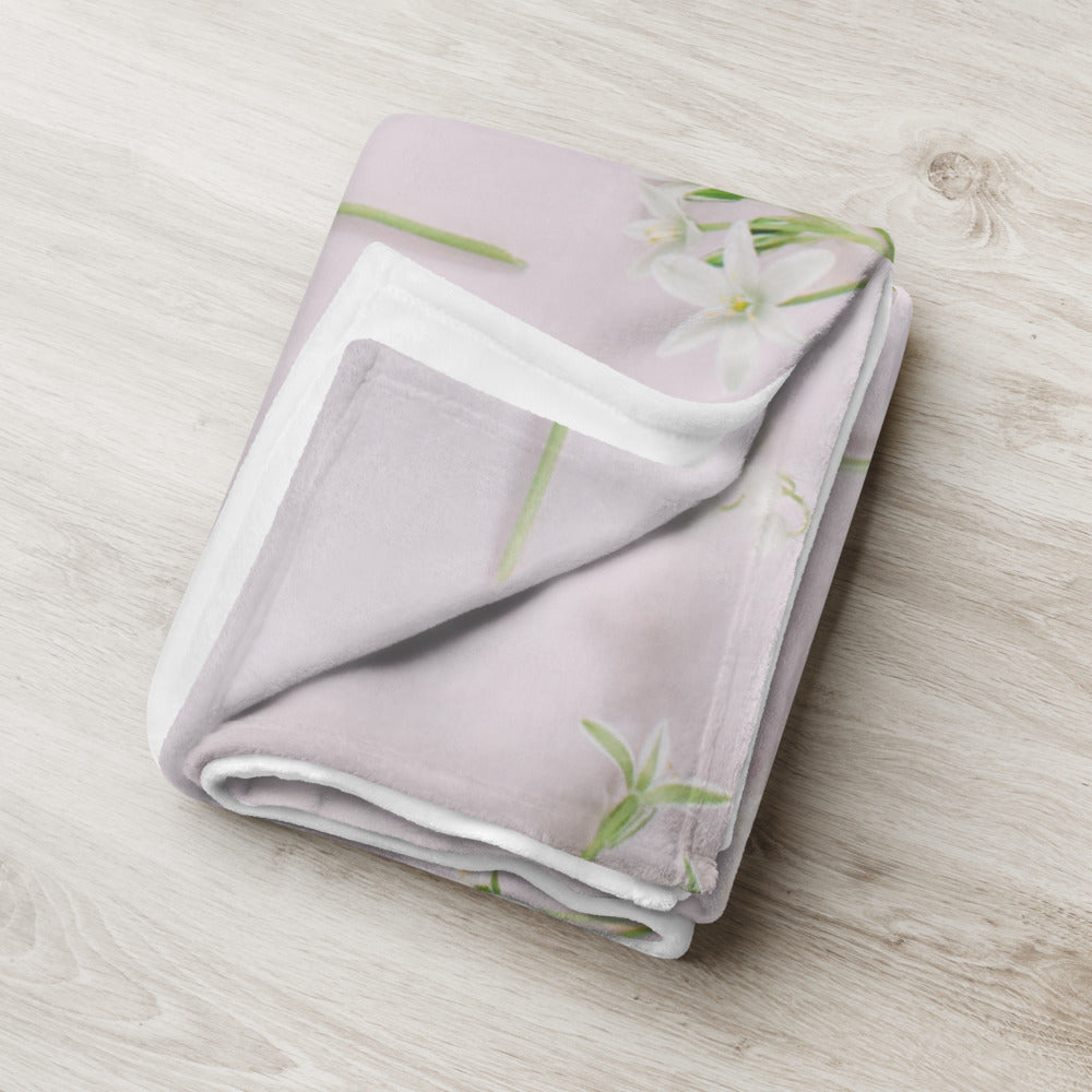 Glorious Throw Blanket. Pink Pastel and Flowers!
