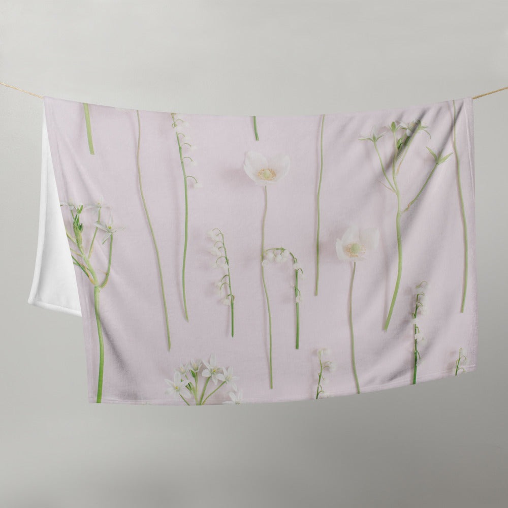 Glorious Throw Blanket. Pink Pastel and Flowers!